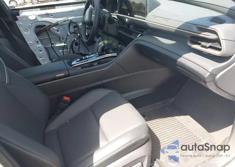 2025 Toyota Crown Platinum из США, поврежденный, VIN JTDAFAAF2S3012325